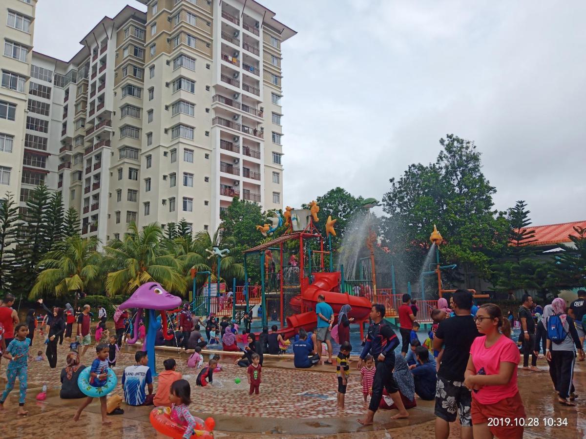 B Lagoon Muslim Apartment Malacca Exterior foto
